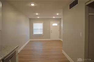 8490 Woodgrove Dr, Washington Twp, OH 45458 - Photo 4