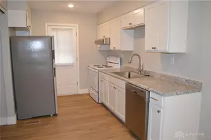 8490 Woodgrove Dr, Washington Twp, OH 45458 - Photo 2