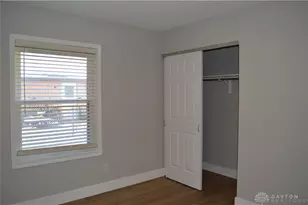 8490 Woodgrove Dr, Washington Twp, OH 45458 - Photo 12