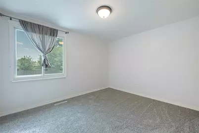 6532 Menlo Way, Dayton, OH 45424 - Photo 16