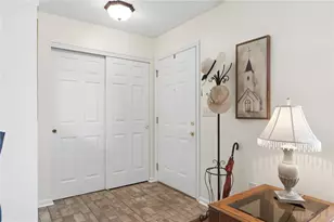 275 Broadleaf Cir, Miamisburg, OH 45342 - Photo 6