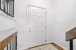 7709 Whitehall Cir, West Chester, OH 45069 - Photo 8