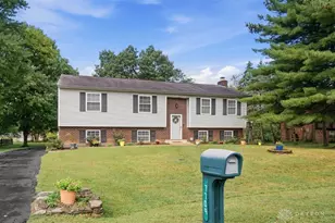 7709 Whitehall Cir, West Chester, OH 45069 - Photo 4