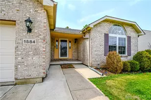 1584 Farrington Dr, Kettering, OH 45420 - Photo 1
