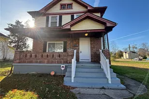 63 Hallwood Ave, Dayton, OH 45417 - Photo 2
