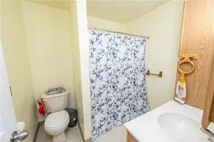 507 Walker St, Piqua, OH 45356 - Photo 8