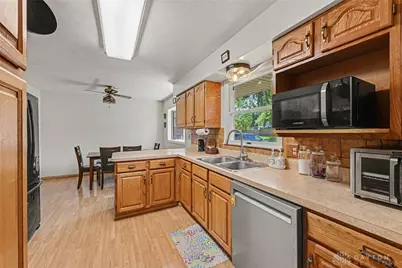 383 Zimmer Drive, Fairborn, OH 45324 - Photo 6