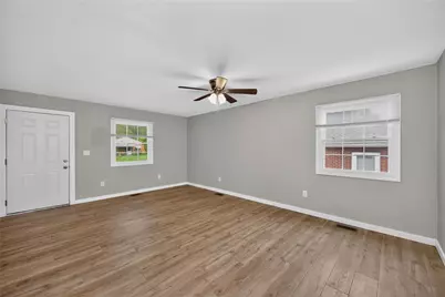 6240 Carmin Avenue, Dayton, OH 45417 - Photo 12