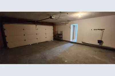 825 Comanche Lane, Tipp City, OH 45371 - Photo 12
