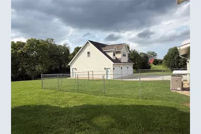 8735 Sr 503, Lewisburg, OH 45338 - Photo 10