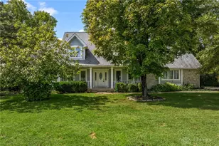 1161 Orchard Run Dr, Lebanon, OH 45036 - Photo 2