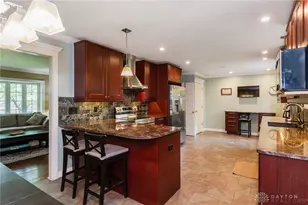 6912 Morrow Dr, Clayton, OH 45415 - Photo 10