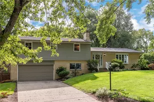 6912 Morrow Dr, Clayton, OH 45415 - Photo 4