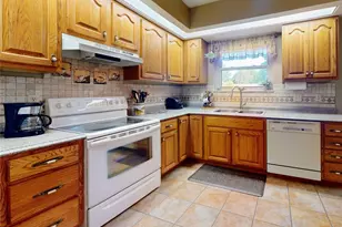 8972 Deep Forest Ln, Washington Twp, OH 45458 - Photo 8