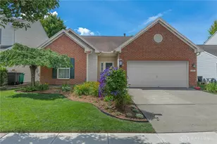 365 W Pugh Dr, Springboro, OH 45066 - Photo 1