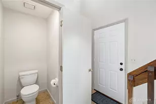 9765 Centerville Creek Ln, Washington Twp, OH 45458 - Photo 10