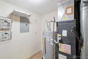 9765 Centerville Creek Ln, Washington Twp, OH 45458 - Photo 24