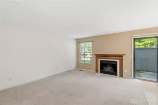 9765 Centerville Creek Ln, Washington Twp, OH 45458 - Photo 14