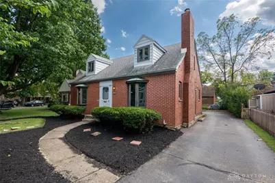 406 Spirea Drive, Oakwood, OH 45419 - Photo 2