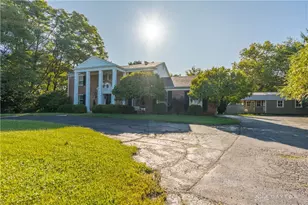 5914 Lynnaway Dr, Dayton, OH 45415 - Photo 2