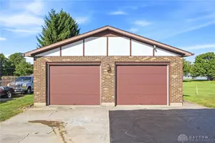 5375 S Hickory Ct, Lewisburg, OH 45338 - Photo 48