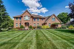 301 Yankee Trace Dr, Centerville, OH 45458 - Photo 2
