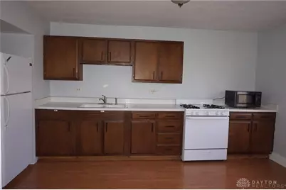 2801 Kenview Avenue #B, Dayton, OH 45420 - Photo 8