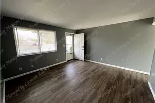 5440 Bellefontaine, Huber Heights, OH 45424 - Photo 4