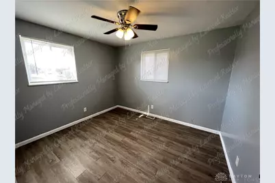 5440 Bellefontaine, Huber Heights, OH 45424 - Photo 8