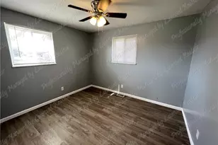 5440 Bellefontaine, Huber Heights, OH 45424 - Photo 8