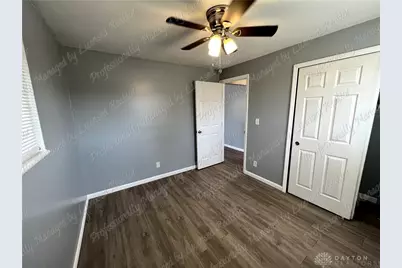 5440 Bellefontaine, Huber Heights, OH 45424 - Photo 10