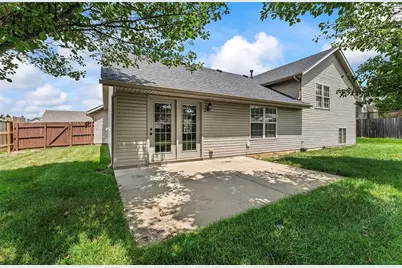 4660 Hialeah Park, Huber Heights, OH 45424 - Photo 2