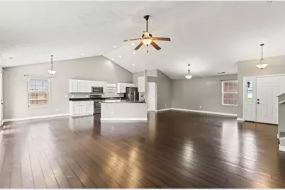 4660 Hialeah Park, Huber Heights, OH 45424 - Photo 8