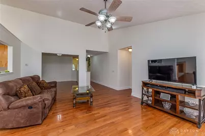 2388 Murphy Drive, Fairborn, OH 45324 - Photo 10