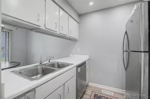 2959 Asbury Ct, Miami Township, OH 45342 - Photo 14