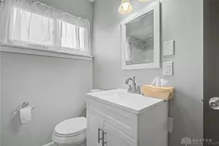 5623 Bayside Dr, Riverside, OH 45431 - Photo 14