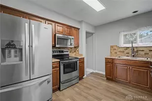 5623 Bayside Dr, Riverside, OH 45431 - Photo 10