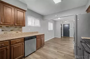 5623 Bayside Dr, Riverside, OH 45431 - Photo 12