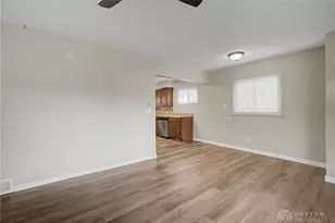 5623 Bayside Dr, Riverside, OH 45431 - Photo 8