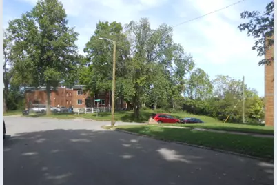 643 Rockford Avenue, Dayton, OH 45405 - Photo 2