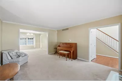 660 Golf View Court, Vandalia, OH 45377 - Photo 8