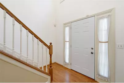 660 Golf View Court, Vandalia, OH 45377 - Photo 6
