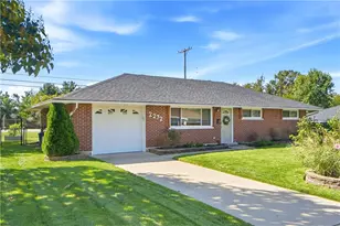 2272 Bushwick Dr, West Carrollton, OH 45439 - Photo 36