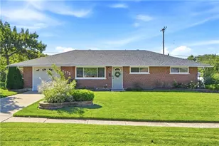 2272 Bushwick Dr, West Carrollton, OH 45439 - Photo 1