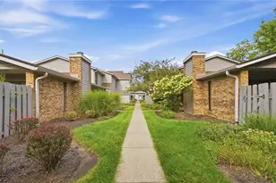 2826 Foxwood Ct, Miamisburg, OH 45342 - Photo 4