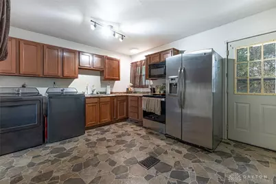 1028 Omard, Xenia, OH 45385 - Photo 4
