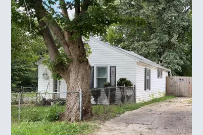 429 Rohrer Boulevard, Dayton, OH 45404 - Photo 2