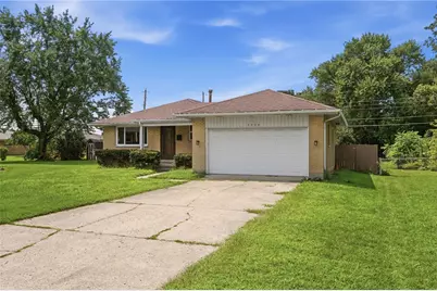 3334 Carlin Drive, West Carrollton, OH 45449 - Photo 2