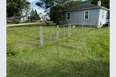 8605 Flagler Street, Clayton, OH 45415 - Photo 2