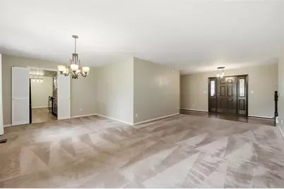 7611 Pelway Drive, Centerville, OH 45459 - Photo 12